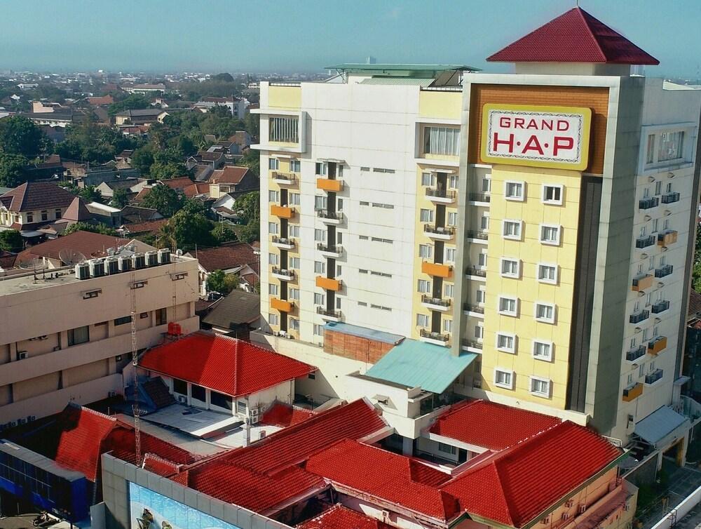 Grand Hap Solo Hotel Екстериор снимка