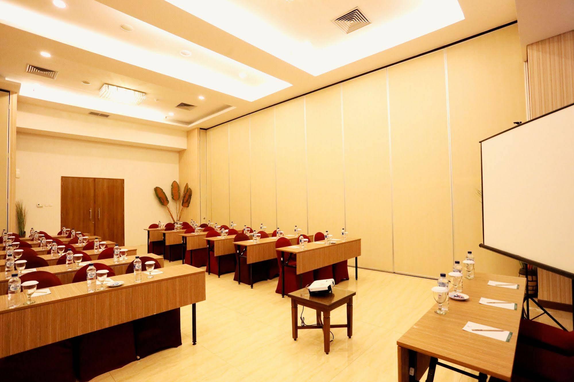 Grand Hap Solo Hotel Екстериор снимка